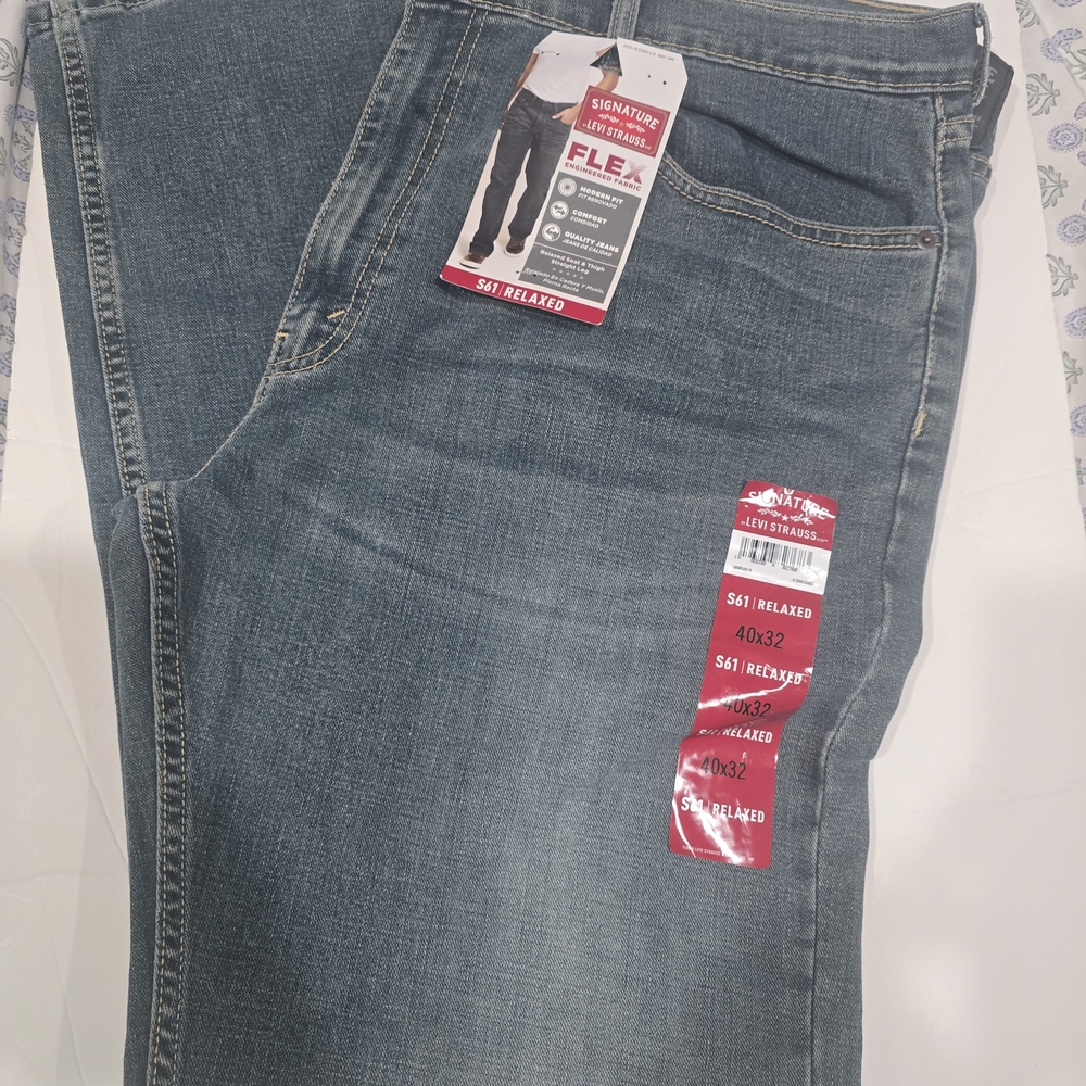 Signature by Levi Strauss Men's Blue Jeans